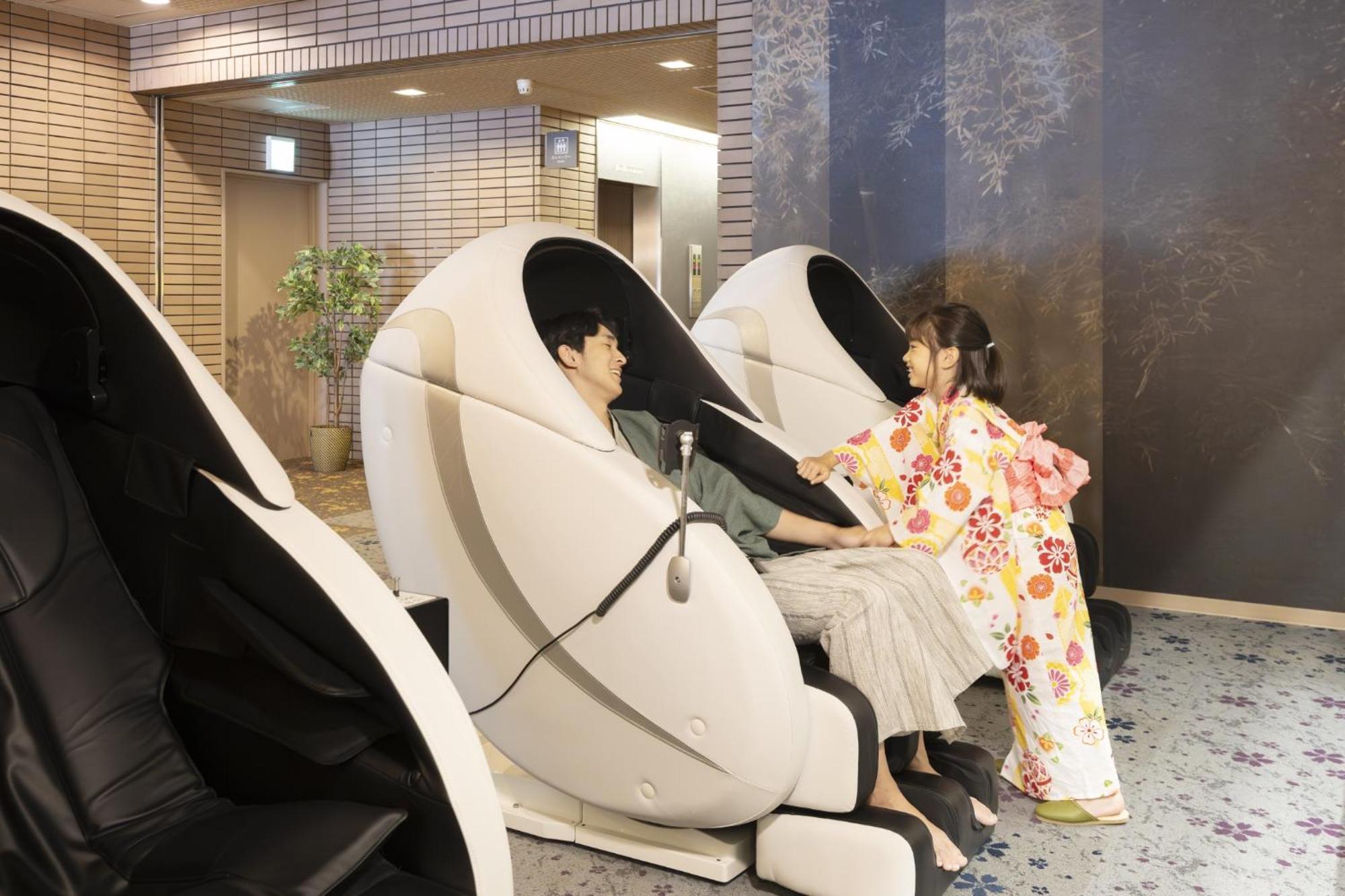 Ooedo Onsen Monogatari Premium Gero Honkan Extérieur photo